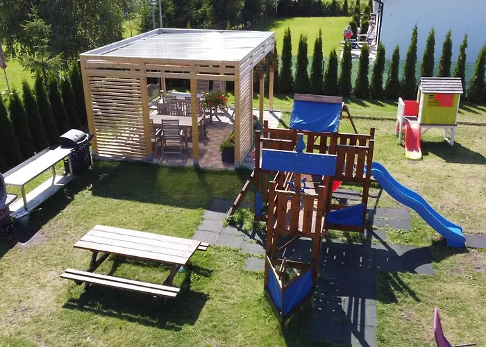 In Near The Baltic Sea Feriehus Grzybowo (West Pomeranian)